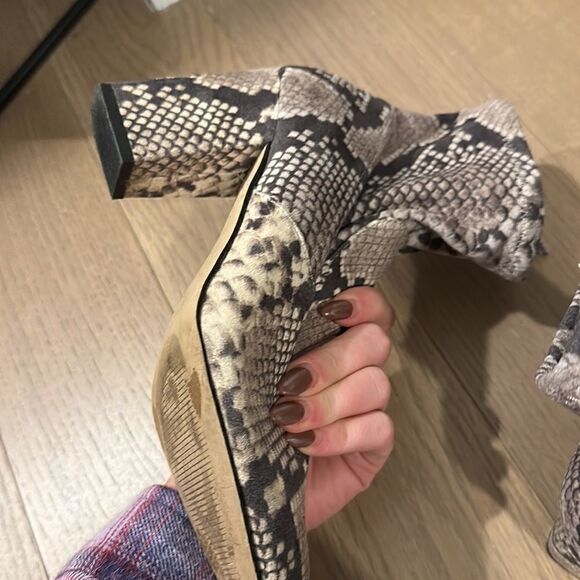COPY - Steve Madden Snake Print booties - Picture 4 of 5
